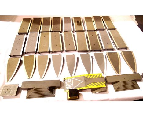 Thirty two OO scale platform sections, ramps, steps etc, all good/used condition. P&amp;P Group 2 (£18+VAT for the first lot 