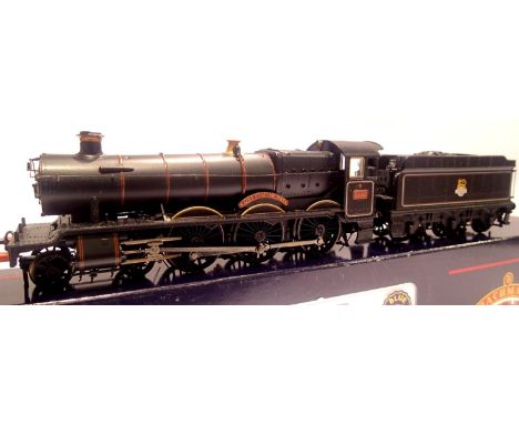 Bachmann 32-002 Saint Edmund Hall, BR Black, 5960, Early Crest, in excellent condition, detail fitted, box with wear. P&amp;P