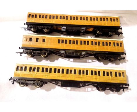 Three OO scale LNER teak suburban coaches, x2 composite and x1 brake end. Very good - excellent condition, unboxed. P&amp;P G