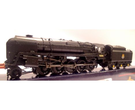 Bachmann 32-854, Class 9F, BR Black, Early Crest, 92006, in excellent condition, box with wear. P&amp;P Group 1 (£14+VAT for 