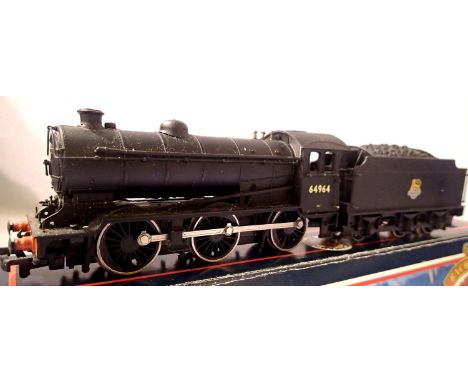 Bachmann 31-851 class J39, black, Early Crest 64964. No paperwork, excellent condition, box with wear. P&amp;P Group 1 (£14+V