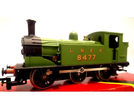 Hornby Class J83 LNER Green, 8477, in excellent condition, box poor. P&amp;P Group 1 (£14+VAT for the first lot and £1+VAT fo