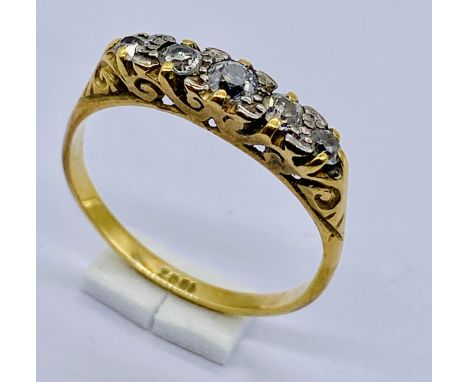 A diamond 5 stone ring set in 18ct gold, size K