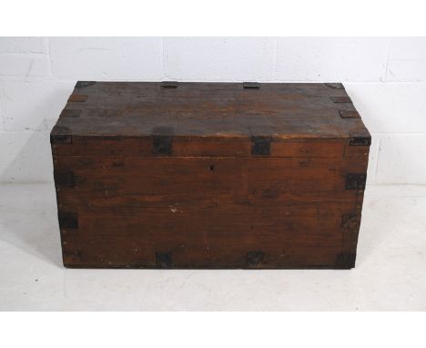 An antique metal-bound pine trunk - length 101.5cm, depth 51.5cm, height 51.5cm