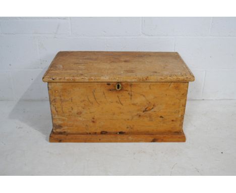 A small antique pine trunk - length 77cm, depth 40cm, height 40.5cm