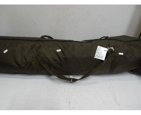 TRAKKER - "Tempest" One man fishing bivvy. Tent for carp / general fresh salt water fishing. Comes with storm poles ground sh