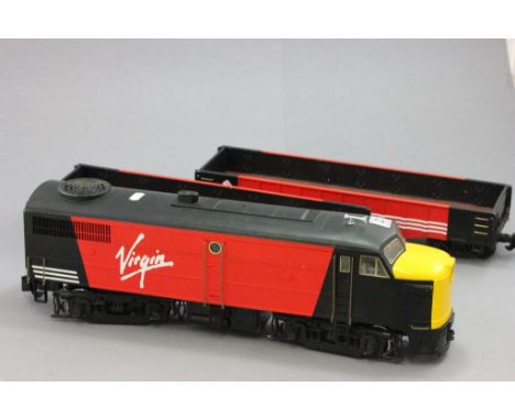 O gauge electric Virgin locomotive and two trailers, engine unmarked and trailers marked Aristo Craft China