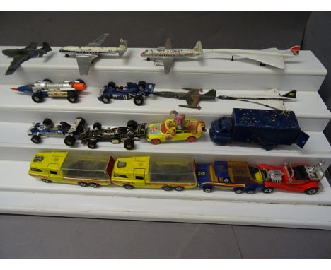 Collection of vintage diecast model vehicles to include Dinky Supertoys 999 Comet, Dinky Big Bedford, Corgi Magic Roundabout 