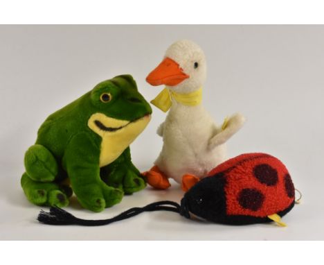 Steiff Animals - a seated large Frog, 5384/20, tag and button to rear foot;  others Gosling, button and tag to wing, 24cm lon