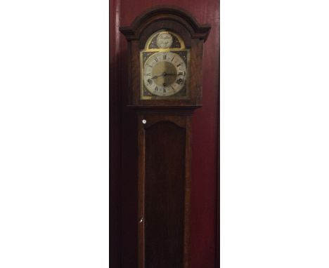 An oak cased grandmother clock on bracket feet. Est. £50 - £80.