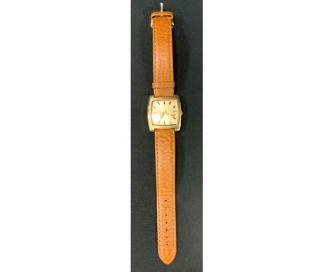 AN Eterna-Matic 2002 curved gold plated gentleman's wristwatch,  gilded dial with date aperture and sweep centre seconds, lea