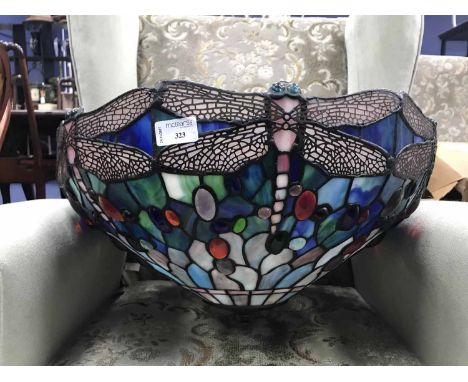 TIFFANY STYLE CEILING LIGHT