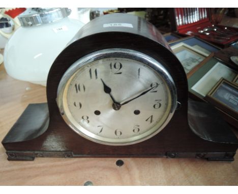 A mid 20th Century mantle clock