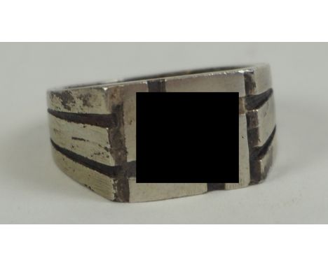 Swastika Ring.Silber, 800 gepunzt.Zustand: II
