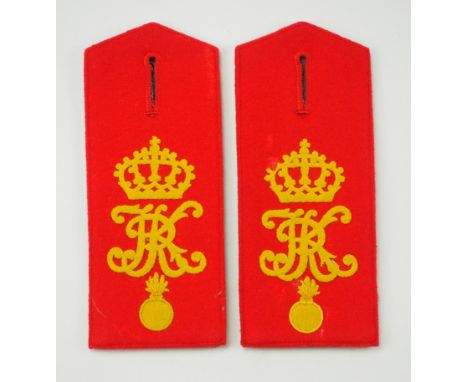 Württemberg: Paar Schulterklappen für Mannschaften im Feld-Artillerie-Regiment König Karl (1. Württembergisches) Nr. 13.Rotes