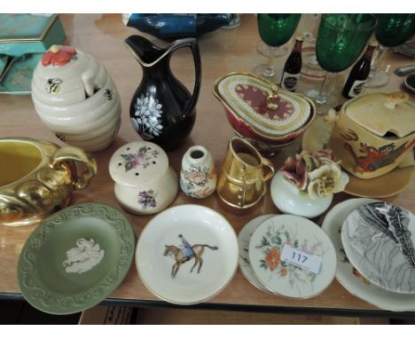 A selection of ceramics including Jasperware, Royal Worcester etc