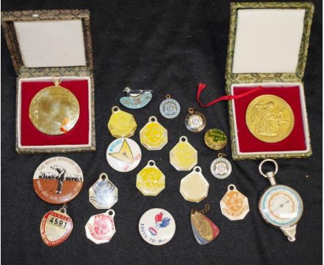 Quantity of vintage badges and medallions including NSW Gould league, together with a Nautical measuring instrument, and two 