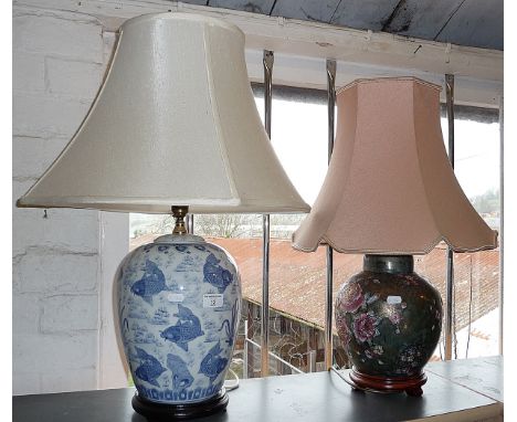 Modern Chinese blue and white china table lamp and another similar 