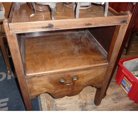 Georgian mahogany tray top commode with sliding top on square legs 
