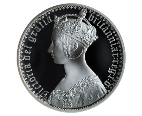 UNITED KINGDOM. Elizabeth II, 1952-. Silver 10 pounds, 2021. Royal Mint. Proof. The Great Engravers seriesA re-interpretation