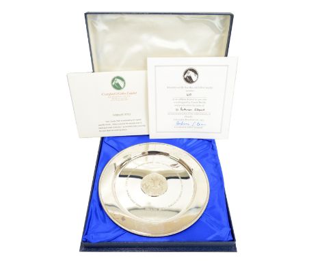 HORSE RACING INTEREST; Stuart Devlin, an Elizabeth II hallmarked silver limited edition plate designed by Devlin and produced