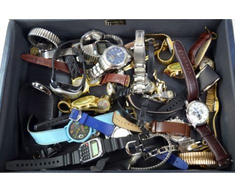 A mixed group of wristwatches including gentleman's mechanical yellow metal cased example and further manufacturers including