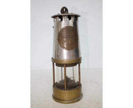 Protector & lighting company miners lamp Type M.C.40 miners lamp 