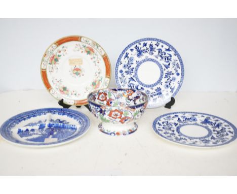 3x Blue & white cabinet plates, Royal Worcester 1865 hand painted cabinet plate & oriental bowl 