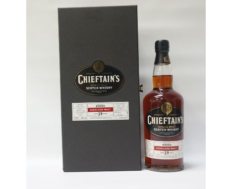 BRORA 19YO - CHIEFTAN'SA really unctuous looking bottle of Brora 19 Year Old Single Malt Scotch Whisky.  70cl.  46% abv.  Dis
