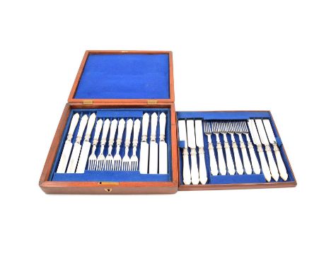 Victorian cased set of silver plated fruit knives and forks with carved mother of pearl handles, William Hutton &amp; Sons, t