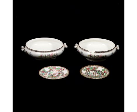A Wedgwood Kutani Crane part dinner, tea and coffee service.