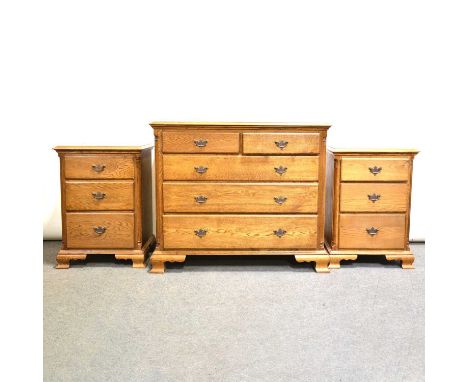 Oak chest of drawers, moulded edge, two short and three long graduating drawers, ogee bracket feet, width 101cm, depth 53cm, 