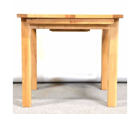 Modern light oak kitchen table, square extending top with an additional leaf underneath, 80x80cm, height 75cm.