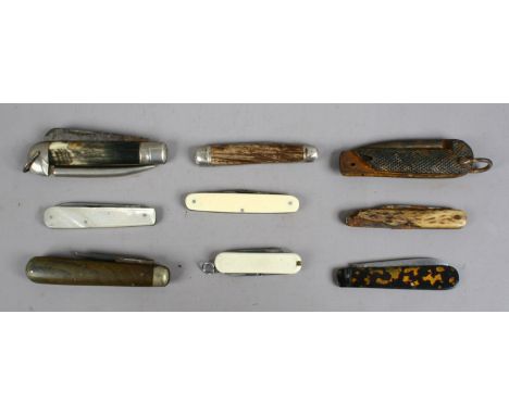 A collection of old pen knives including horn and mother of pearl scales etc.