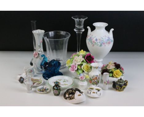 Coalport ceramic rose posey together with smaller Royal Adderley and Royal Doulton examples along with Wedgwood urn vase, Ayn