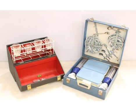 Brexton picnic wine box with fitted interior to include mixed glasses and corkscrew, lockable with key W 40.5cm together with