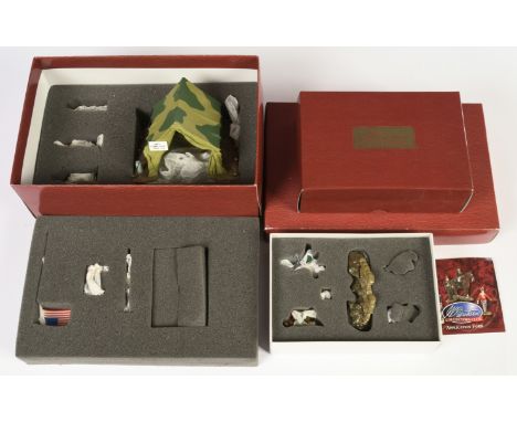 Britains - A Pair of Boxed WWII Sets. Comprising Set Nos: 41106 'U.S. Leaders Scene' &amp; 41148 'Browning Machine Gun &amp; 