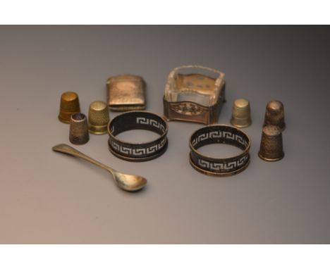 A small collection of miscellaneous silver and other wares including a WMF salt, two silver thimbles maker's mark Charles Hor