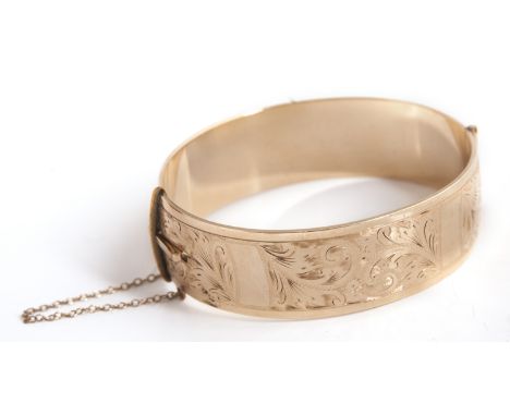 GOLD PLATED BANGLE