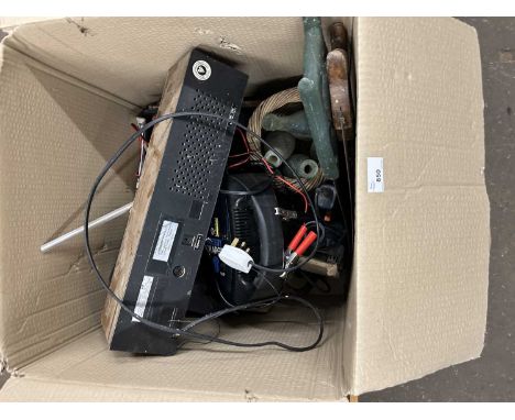 Quantity of assorted workshop items to include a battery charger, an electric sander and other workshop items