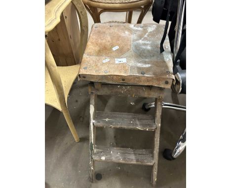 Folding step stool