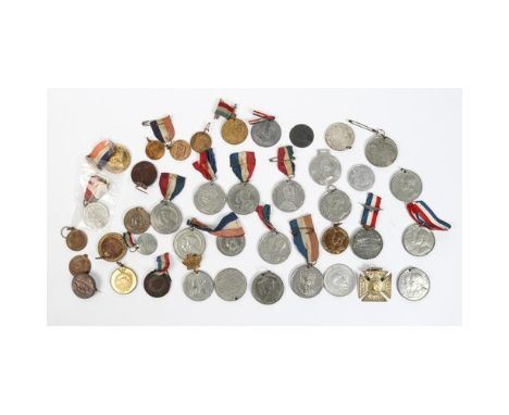 47 various AE, WM etc souvenir Coronation, Jubilee etc medals, comprising  Victoria: Remington Typewriter Co,  AE showing 4 G