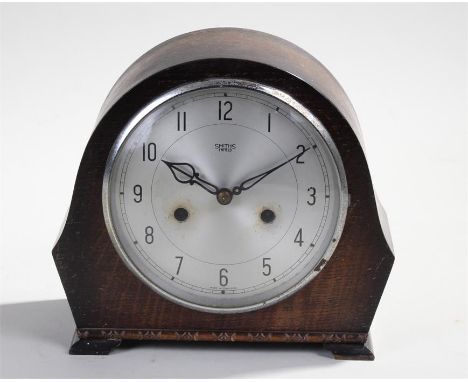 Oak Smiths mantel clock , height 21cm 