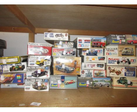 Similar quantity of model kits