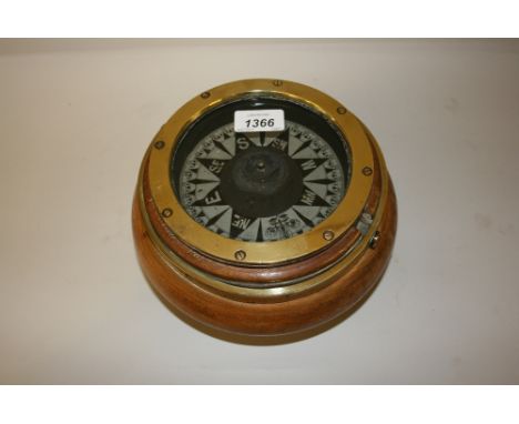 Early 20th Century brass and wooden cased ships compass
