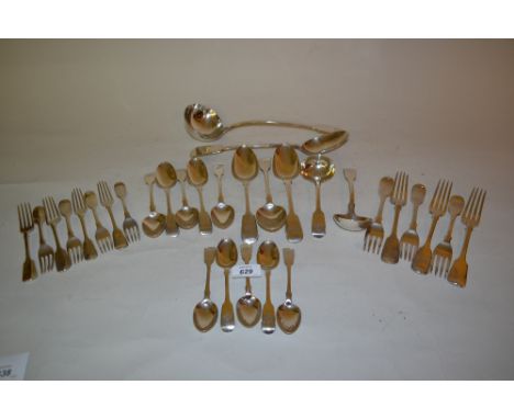 Matched harlequin canteen of mainly Victorian silver Fiddle pattern flatware, comprising: six dinner forks, eight dessert for