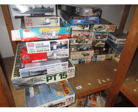 Similar quantity of model kits