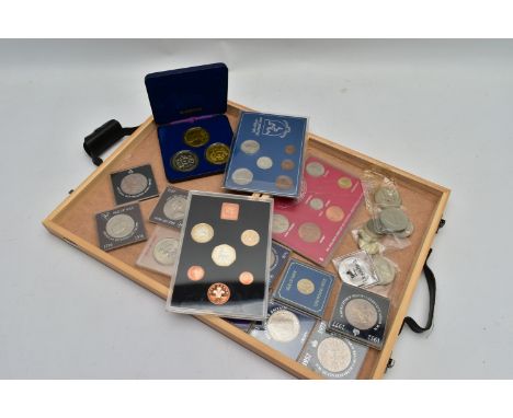 A SMALL WOODEN CASE OF COINS AND COMMEMORATIVES, to include a cased and sealed three-coin 1978 St Helena, Trista da Cuna and 