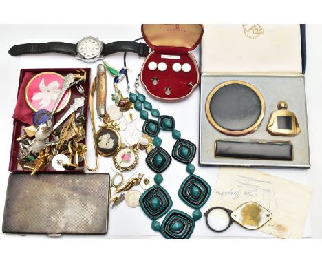 A BOX OF ASSORTED ITEMS, to include a boxed 'Emrich' vanity set comprising of a compact and scent bottle, a boxed 'Stratton' 