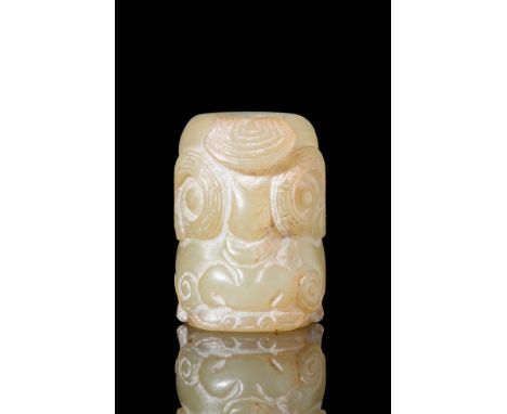 Ca. 1300 - 1100 BC An incredible small jade statuette from the Shang dynasty period. Carved with stylised but precise detail,